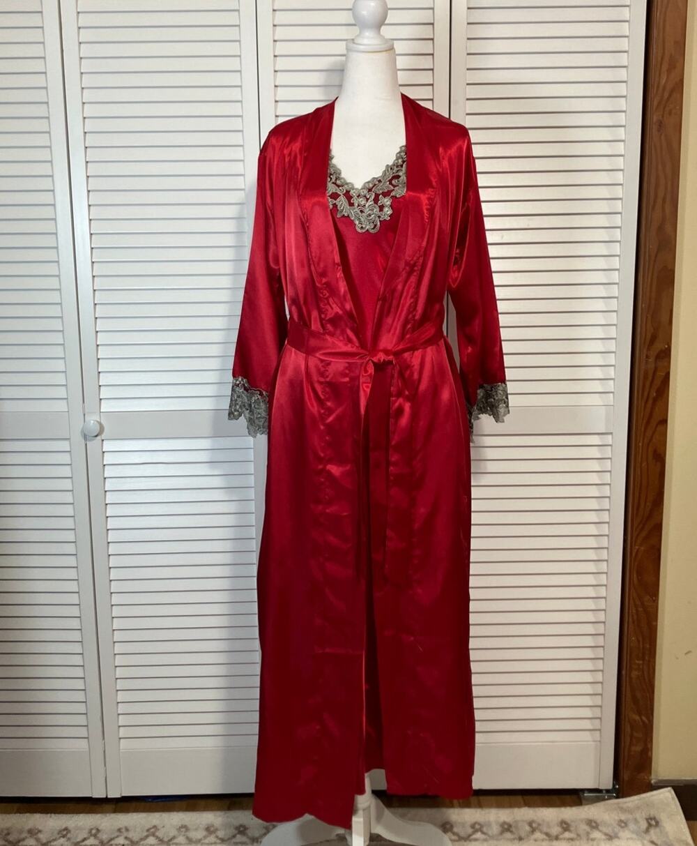 NWOT Silky Red Satin Silver Lace Long Rove Matching Nightgown Set Waist Tie S
